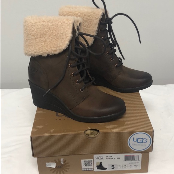 UGG-Zea - Picture 2 of 5